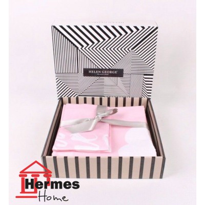 کالای خواب|روتختی کاوری ساتن اکسکلوسیو نوزادی هلن جورج HELEN GEORGE مدل: KISS ME PEMBE کالای خواب|روتختی کاوری ساتن اکسکلوسیو نوزادی هلن جورج HELEN GEORGE مدل: KISS ME PEMBE